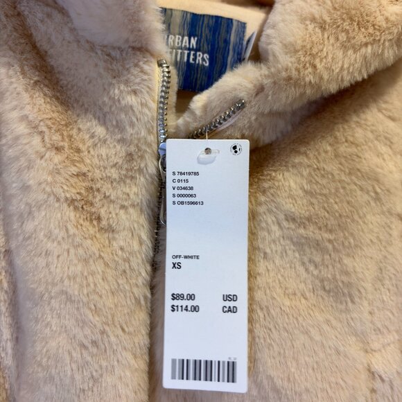 Urban Outfitter Zip Up Crop Hooded FleeceTeddy Sherpa Jacket - Picture 5 of 6